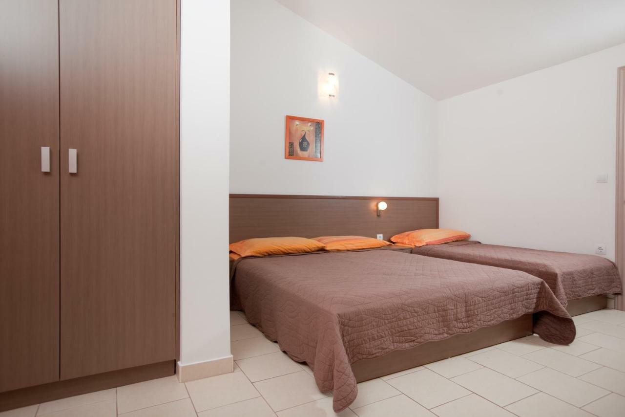 Apartments Smiljka II Tučepi Eksteriør bilde