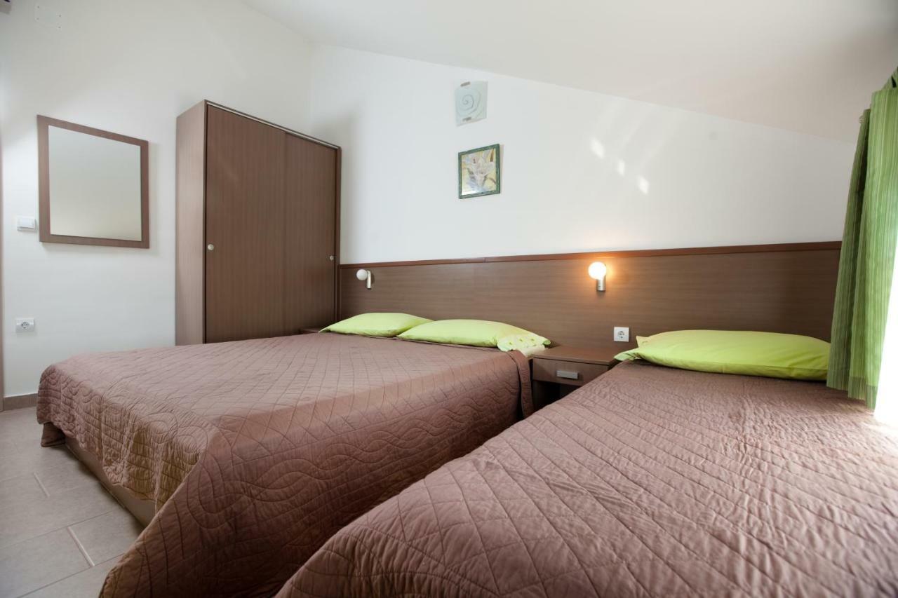 Apartments Smiljka II Tučepi Eksteriør bilde