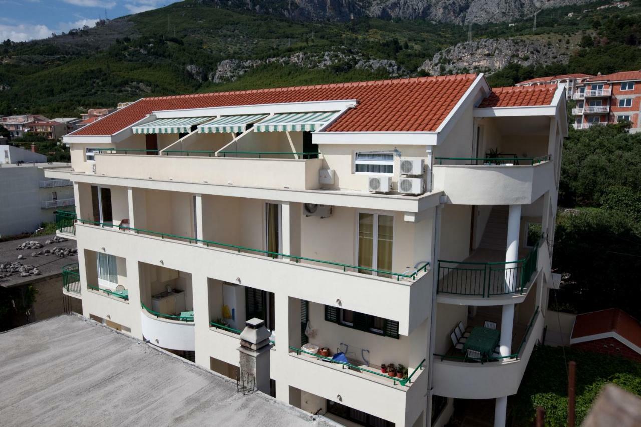 Apartments Smiljka II Tučepi Eksteriør bilde