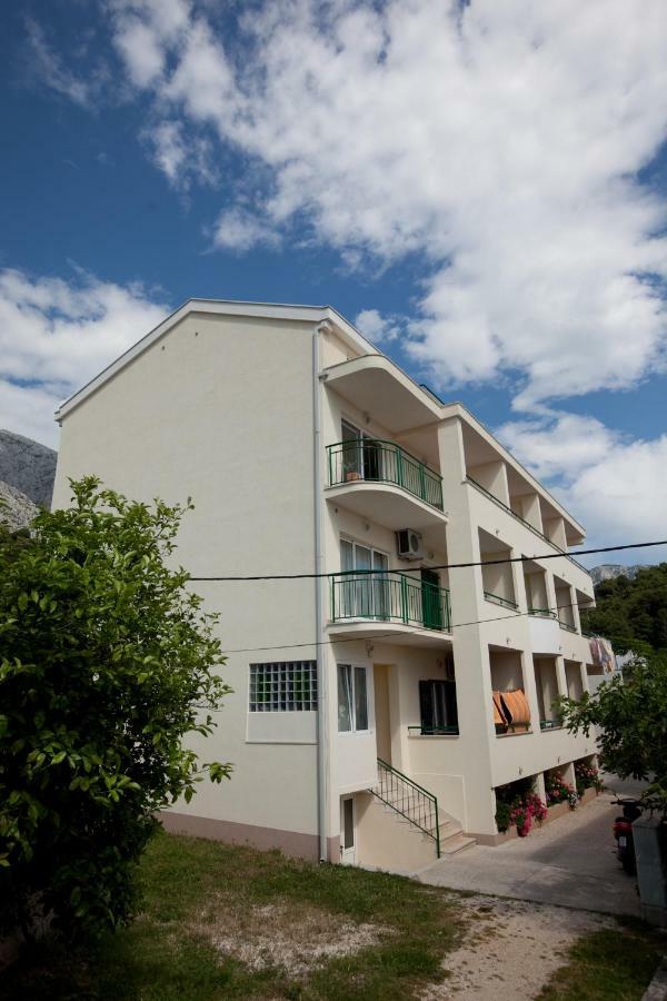 Apartments Smiljka II Tučepi Eksteriør bilde